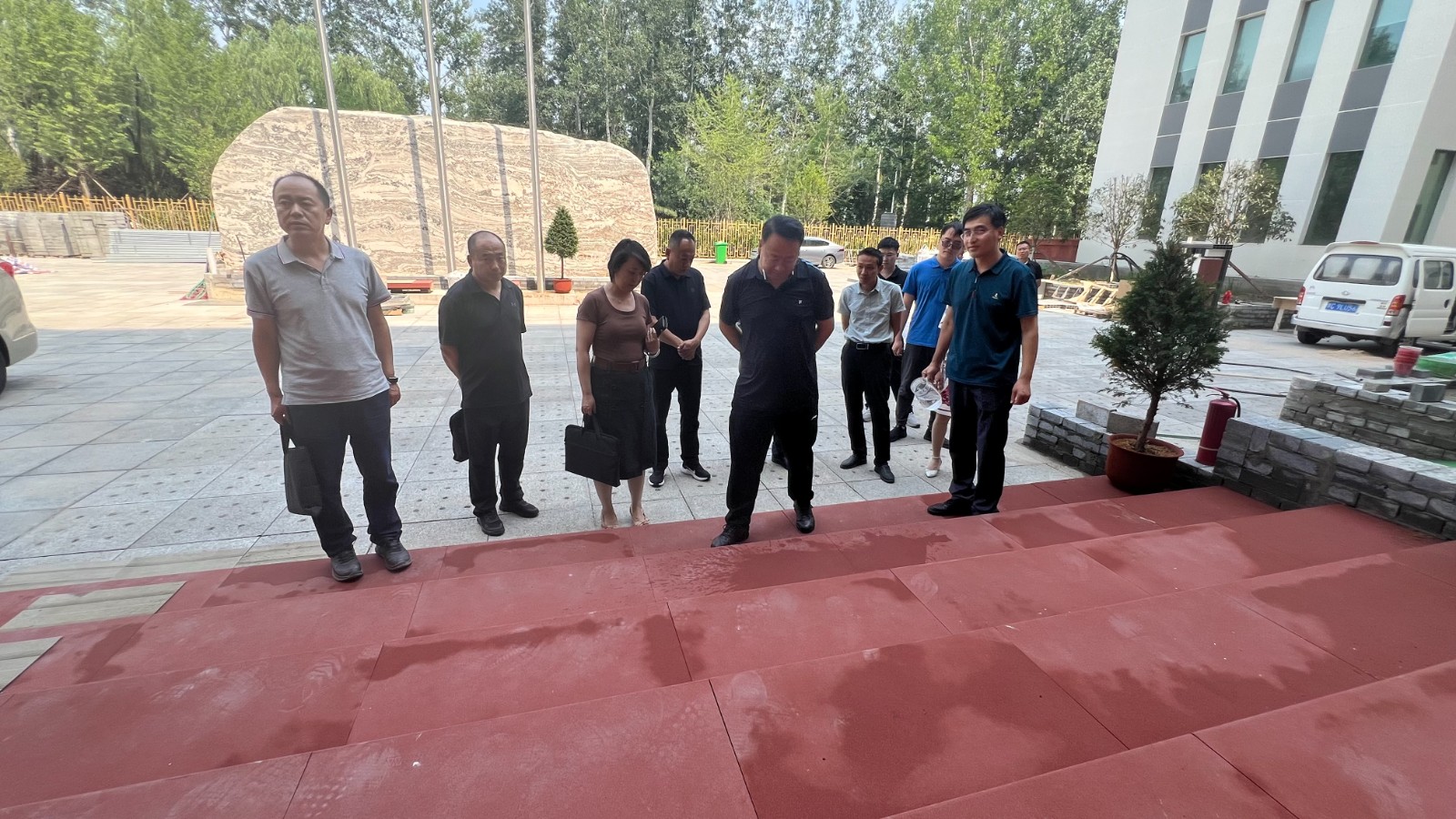 1762941803572361.jpg 1762941803572361.jpg